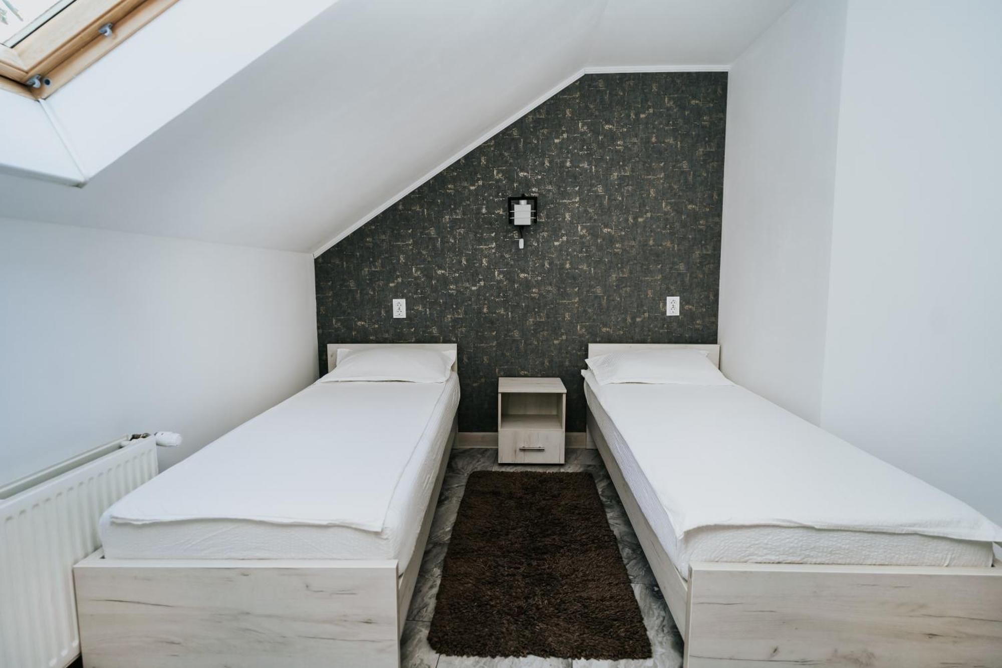 Apartment Attic Sibiu Exterior photo